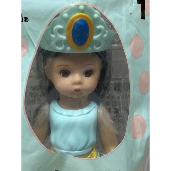 McDonald's Happy Meal 2004 Madame Alexander Wendy Doll as Jasmine Toy #1 - Picture 2 of 6